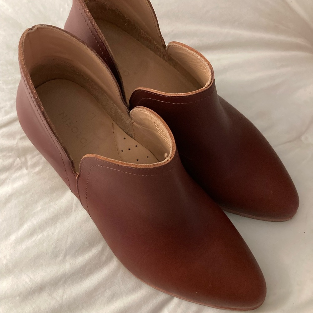 Nisolo ankle bootie
